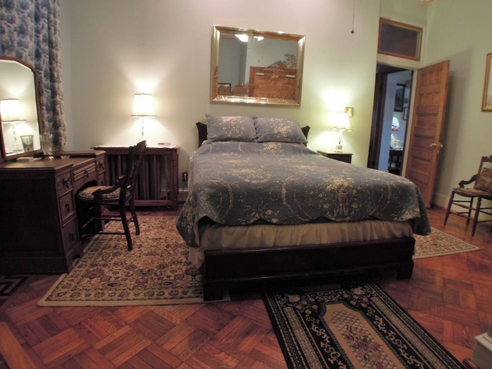 Wilson House Bed & Breakfast Балтимор Екстериор снимка